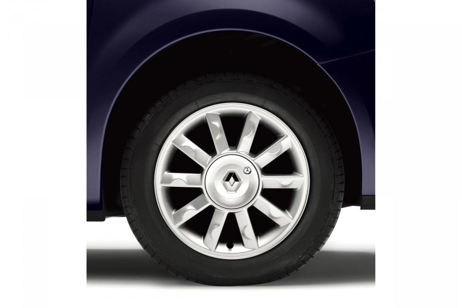  Renault Modus 2007 года  (фото 14 из 32)